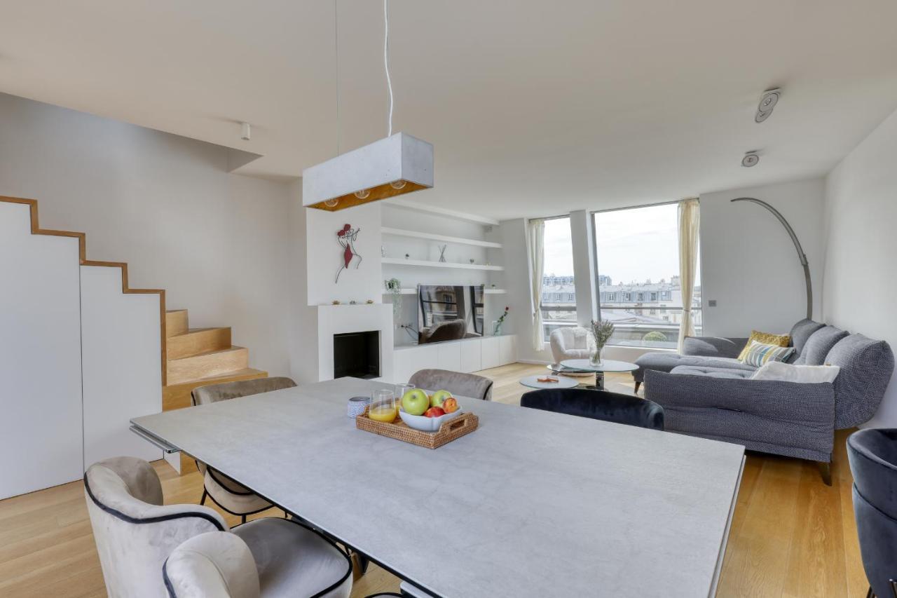 Luxury Penthouse With A/c Terrace & View-le Marais Apartment Paris