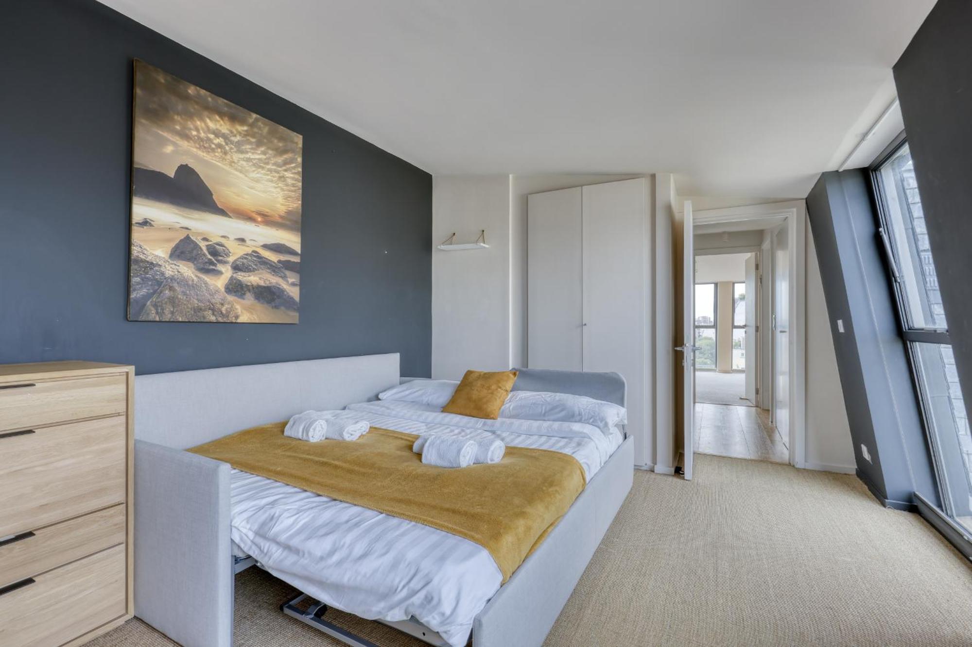 Apartment Luxury Penthouse With A/c Terrace & View-le Marais Paris